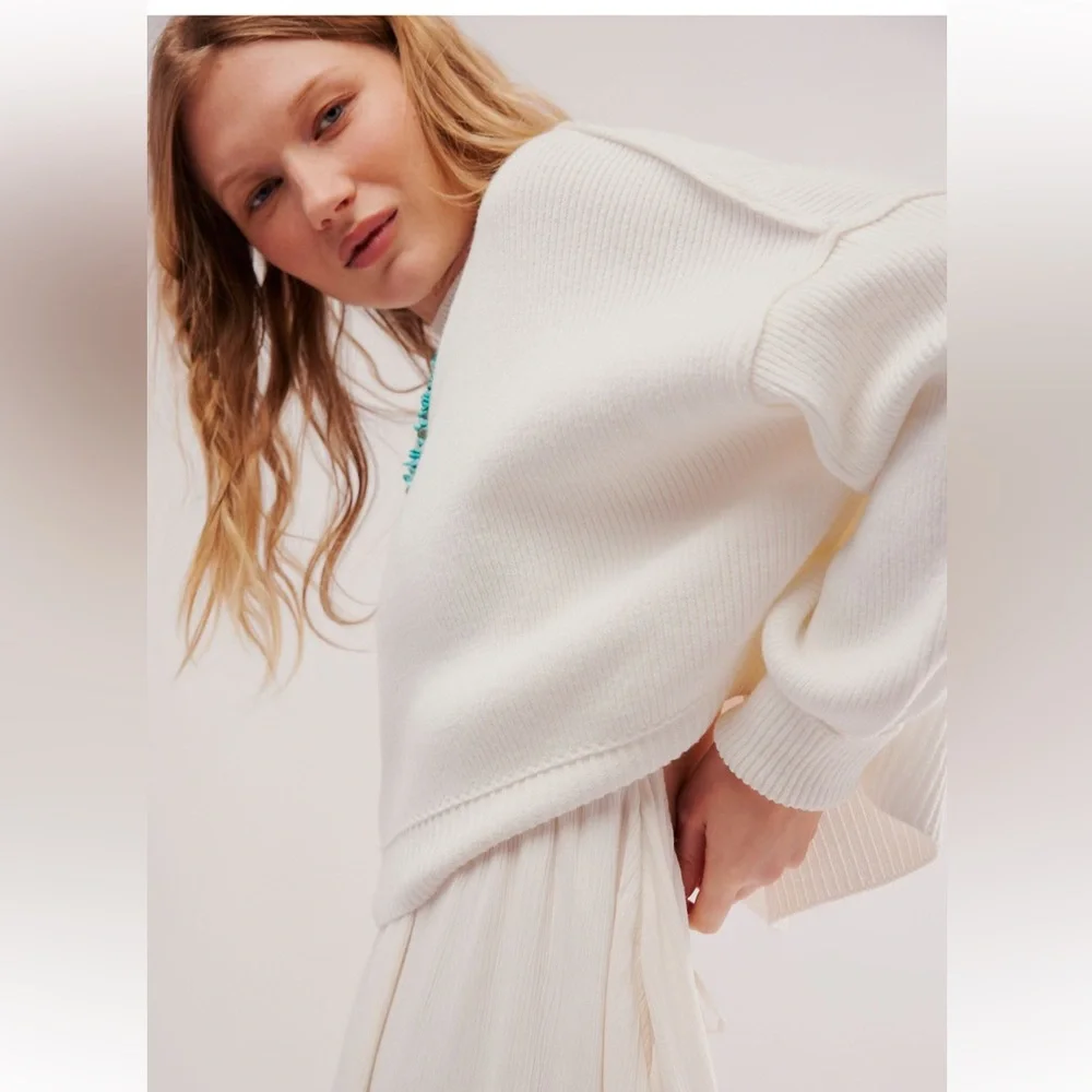 NWT Free People Easy Street Crop Pullover Sweater White, Size Large - Picture 5 of 9
